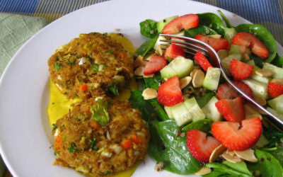 Crab Cakes with Fresh Spinach and Strawberry Salad, Monday July 4, 2022